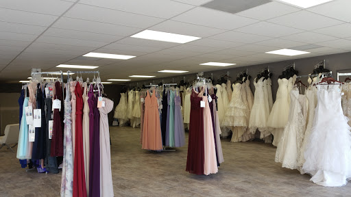 Bridal Shop «Allettante Bellezza Bridal and Designer Gowns», reviews and photos, 2325 SE Federal Hwy, Stuart, FL 34994, USA