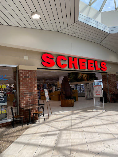 Sporting Goods Store «SCHEELS», reviews and photos, 4710 Golf Rd, Eau Claire, WI 54701, USA