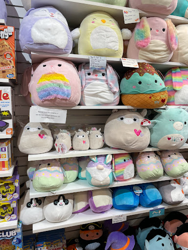 Shopping Mall «Lionville Shopping Center», reviews and photos, 168 Eagleview Blvd, Exton, PA 19341, USA