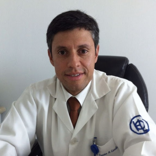 Dr. Carlos Aníbal Cardona Velásquez, Oftalmólogo