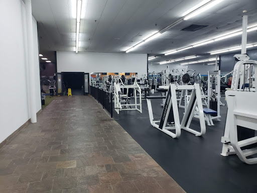 Health Club «Onelife Fitness - Alexandria Gym», reviews and photos, 305 Hooffs Run Dr, Alexandria, VA 22314, USA