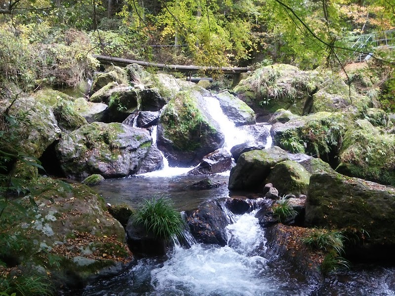 清水瀑園