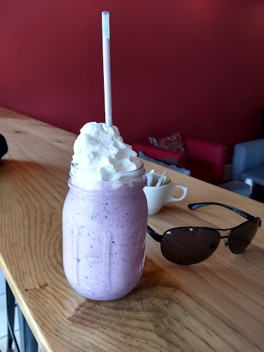 Frappé & Smoothie House