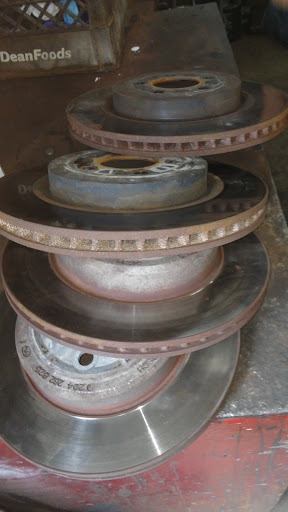 Auto Parts Store «National Sunshine Auto Parts», reviews and photos, 3051 NW 27th Ave, Miami, FL 33142, USA