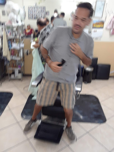 Barber Shop «Guadalajara Barber Shop», reviews and photos, 2880 N Garey Ave # D, Pomona, CA 91767, USA