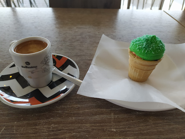 Padaria Confeitaria Lion's - Cafeteria