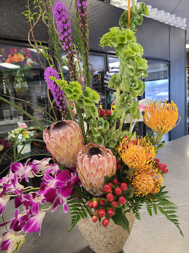 Florist «Casas Adobes Flower Shop», reviews and photos, 7090 N Oracle Rd #194, Tucson, AZ 85704, USA