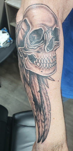 Tattoo Shop «Whiskey River Tattoo», reviews and photos, 2135 General Booth Blvd #142, Virginia Beach, VA 23454, USA