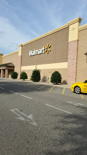Department Store «Walmart Supercenter», reviews and photos, 731 E Rochambeau Dr, Williamsburg, VA 23188, USA