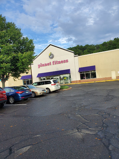 Gym «Planet Fitness», reviews and photos, 182 Kitts Ln, Newington, CT 06111, USA