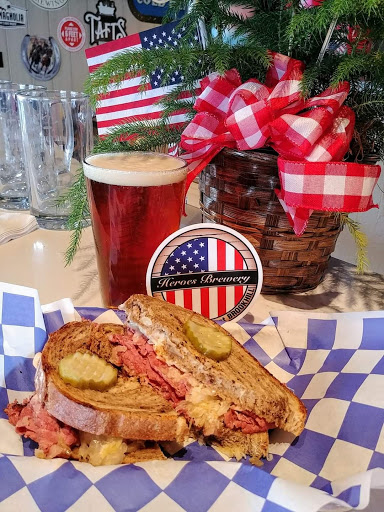 Barbecue Restaurant «Bradford BBQ Restaurant, Taproom, & Growler Bar», reviews and photos, 2220 Nicholasville Rd #101, Lexington, KY 40503, USA