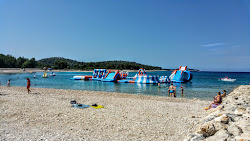 Foto von Grgic beach mit schmutzig Sauberkeitsgrad
