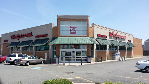 Walgreens, 328 Rhode Island Ave, Fall River, MA 02721, USA, 