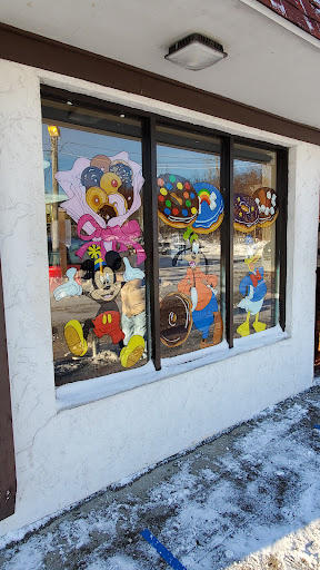 Donut Shop «Donut King», reviews and photos, 411 Middle St, Weymouth, MA 02189, USA