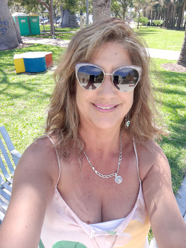 Shopping Mall «Arena Shops», reviews and photos, 14750 Biscayne Blvd, North Miami, FL 33181, USA