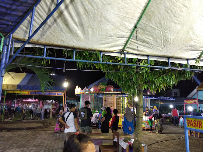Pasar Malam Pesta Adat Saparan Ki Ageng Wonolelo