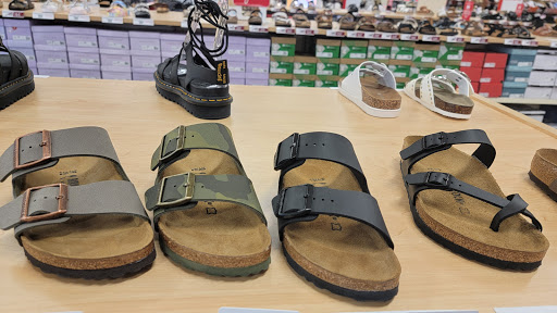 Shoe Store «Famous Footwear», reviews and photos, 2400 Preston Rd, Plano, TX 75093, USA