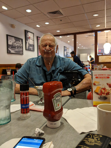 Shopping Mall «Sussex County Mall», reviews and photos, 15 Hampton House Rd, Newton, NJ 07860, USA