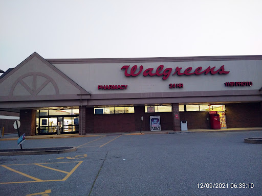 Drug Store «Walgreens», reviews and photos, 12661 Olive Blvd, Creve Coeur, MO 63141, USA