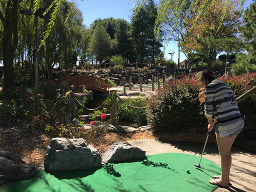 Golf Course «Waters Edge Mini Golf», reviews and photos, 230 N Ronks Rd, Bird in Hand, PA 17505, USA
