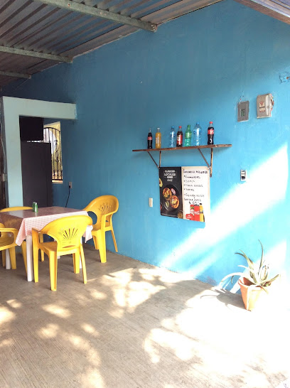 Comedor El Recuerdo - Calle Tercera Pte. S/N, entre Av. Oaxaca y Décima Norte, Benito Juárez, 71980 Puerto Escondido, Oax., Mexico