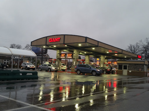 Grocery Store «Giant Food Stores», reviews and photos, 116 West Township Line Road, Havertown, PA 19083, USA