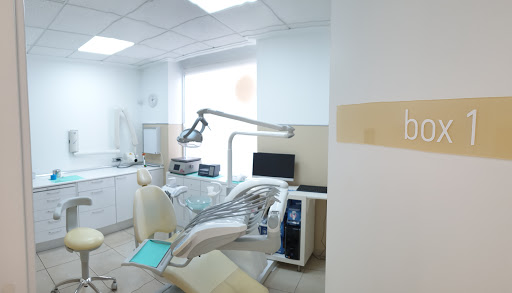 a+b clinica dental en Palma