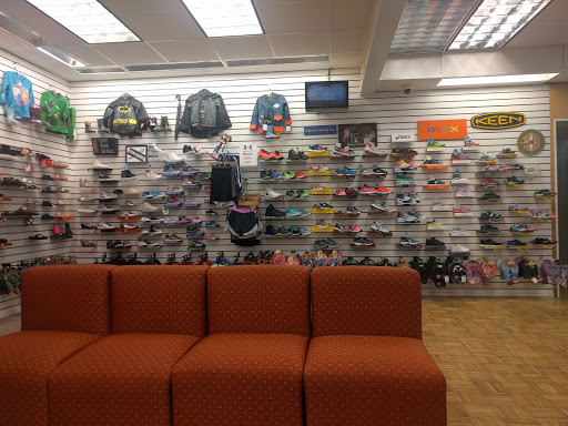 Shoe Store «Littles Shoes», reviews and photos, 5850 Forbes Ave, Pittsburgh, PA 15217, USA