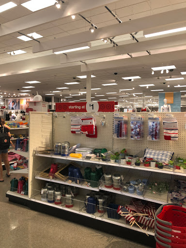 Department Store «Target», reviews and photos, 2333 63rd St, Woodridge, IL 60517, USA