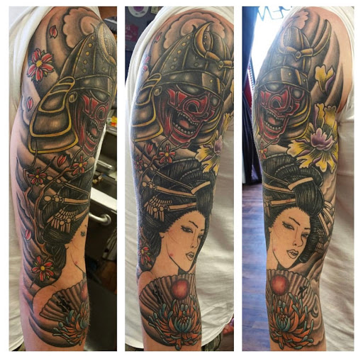 Tattoo Shop «Endless Kreations Custom Tattoo & Piercing», reviews and photos, 101 Old Shackle Island Rd, Hendersonville, TN 37075, USA