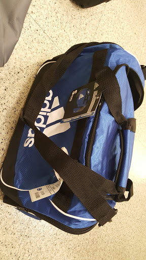 Clothing Store «Ross Dress for Less», reviews and photos, 640 Concar Dr, San Mateo, CA 94402, USA