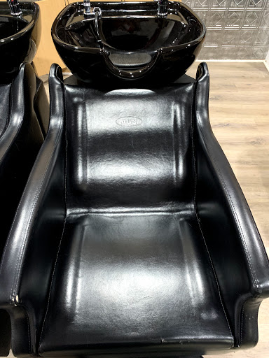 Hair Salon «Illusions Hair Salon & Day Spa», reviews and photos, 3475 U.S. 9, Freehold, NJ 07728, USA