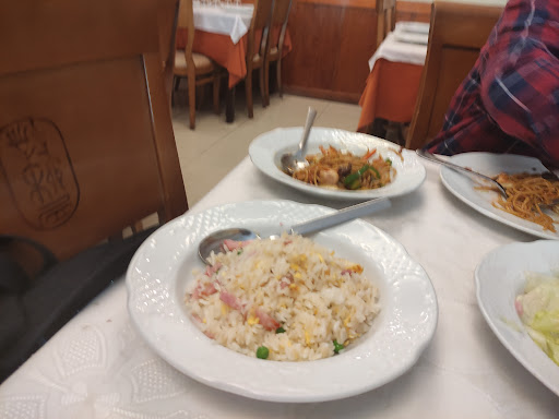 Restaurante Chino La Villa - C. Becquer, 1, 28932 Móstoles, Madrid, España