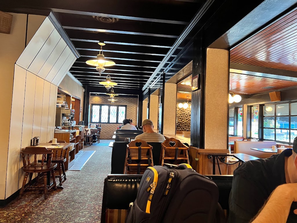 Uncle Bill's Pancakes 63139