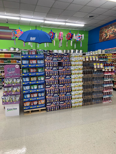 Grocery Store «J & J Foods», reviews and photos, 1075 Jesse Jewell Pkwy, Gainesville, GA 30501, USA