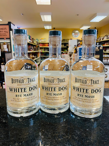 Liquor Store «Peavine Wine & Spirits», reviews and photos, 745 Peavine Rd, Crossville, TN 38571, USA