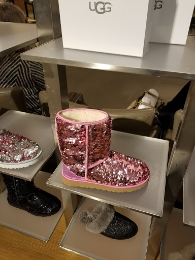 Department Store «Nordstrom MacArthur Center», reviews and photos, 301 Cumberland St, Norfolk, VA 23510, USA