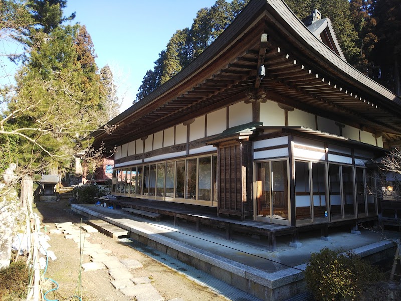 宝城山 威光寺