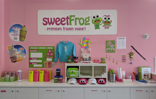 Frozen Yogurt Shop «sweetFrog», reviews and photos, 34 Shunpike Rd #28, Cromwell, CT 06416, USA