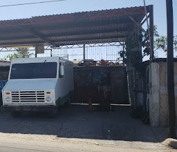 Llantera El Aguila photo