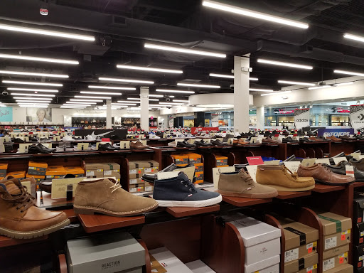 Shoe Store «Shoe Dept. Encore», reviews and photos, 11200 Lakeline Mall Dr, Cedar Park, TX 78613, USA