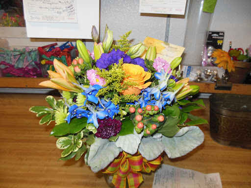 Florist «Woodbridge Florist», reviews and photos, 18964 N Lower Sacramento Rd, Woodbridge, CA 95258, USA