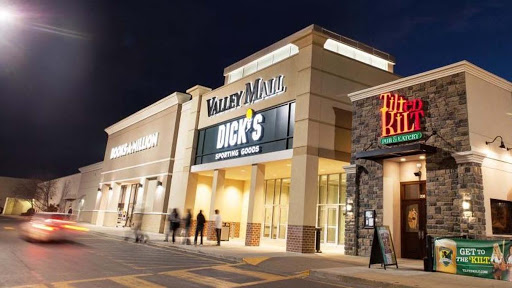 Valley Mall, 1925 E Market St, Harrisonburg, VA 22801, USA, 