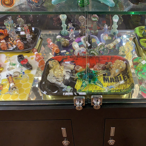 Tobacco Shop «Evergreen Tobacco», reviews and photos, 306 E Green St, Champaign, IL 61820, USA