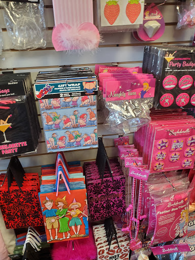 Lingerie Store «Sassy Sensations», reviews and photos, 6080 Steubenville Pike, McKees Rocks, PA 15136, USA