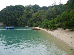 Photo de Cherita Cave Beach avec petite baie