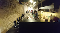 Atmosphère du Restaurant d'omelettes japonaises (okonomiyaki) OKOMUSU à Paris - n°7