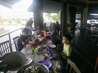 Rotarium Buffet Steamboat Restaurant, Temerloh, Pahang.