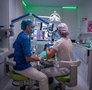 CLÍNICA VÉLEZ Centro Dental Especializado