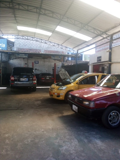 Toyomotors Taller Mecanico Toyota en Quito
